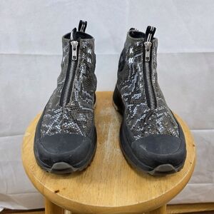 Snakeskin Zipper Ankle Boots